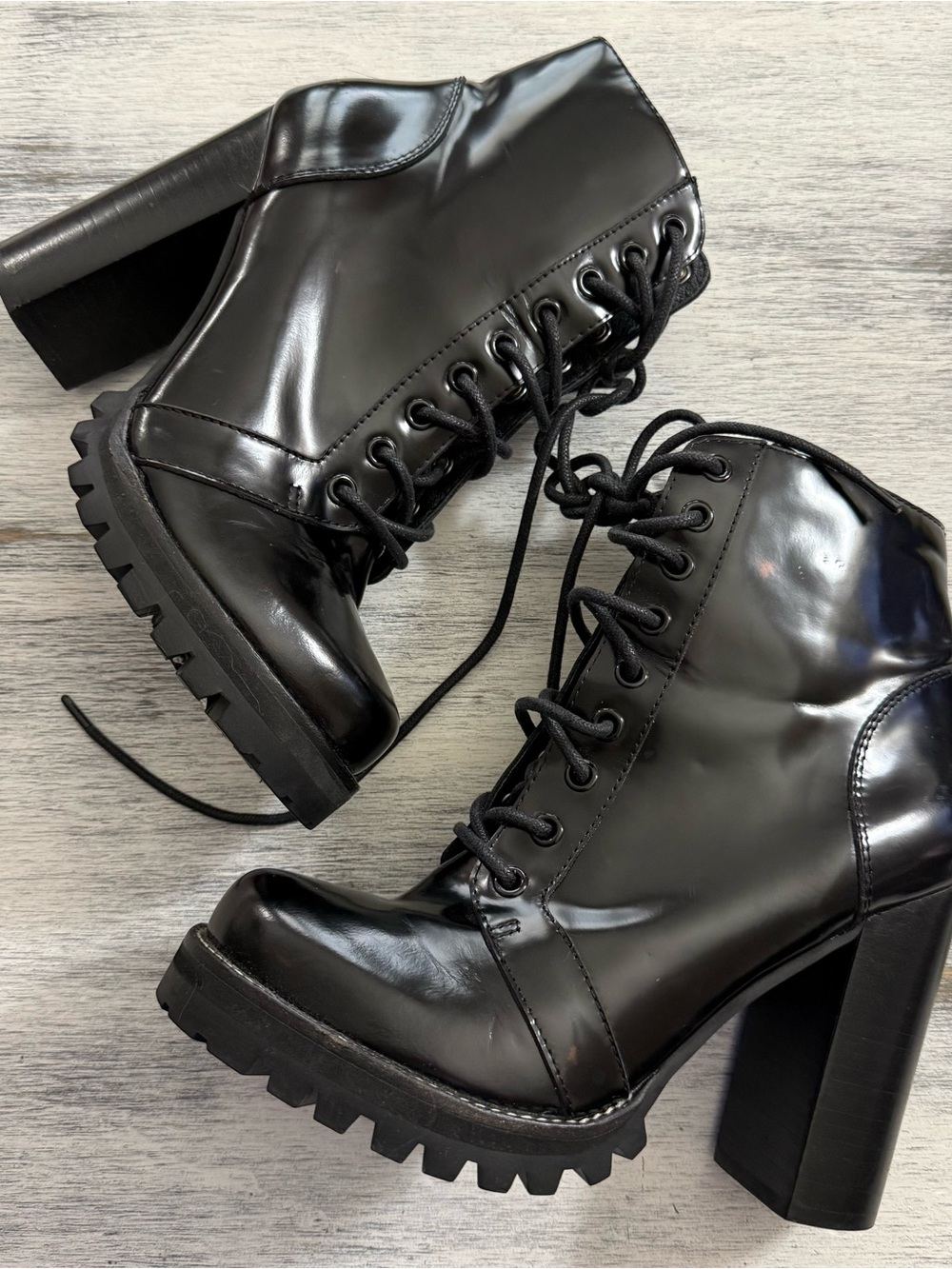 Jeffrey Campbell Legion Black Patent Lace-Up Chunky Heel Ankle Boots size 8